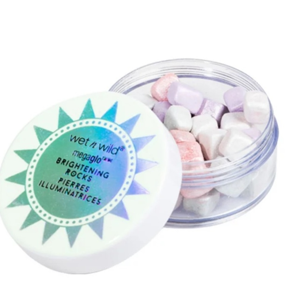 WET N WILD MEGAGLO BRIGHTENING HIGHLIGHTER ROCKS NWT